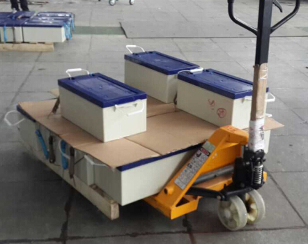 <a href='http://www.snowcreekdesigns.com' title='電池運輸' >電池運輸</a>